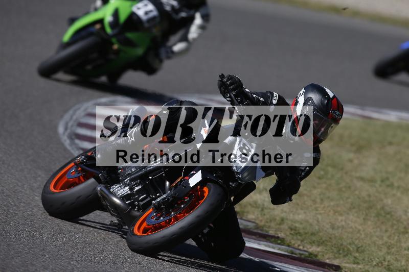 /12 30.04.2026  Speer Racing ADR/Gruppe gelb/82